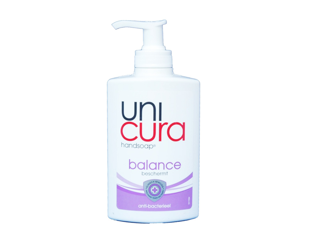 Zeep Unicura Balance 250 ml, incl. pompje (per stuk)